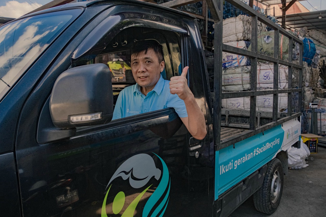 Remove 25 ocean bound plastic bottles