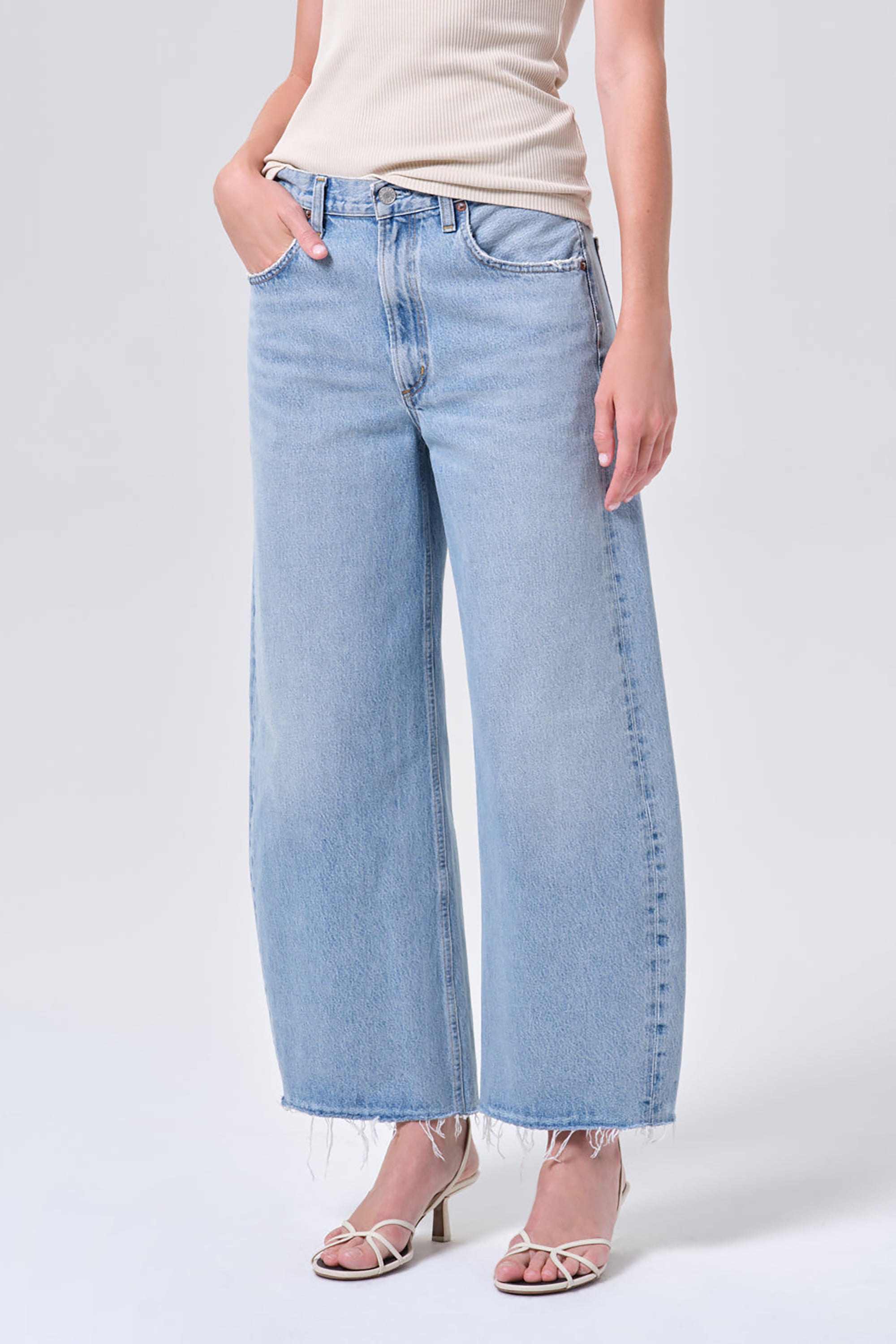 Low Curve Fray Jeans - Force
