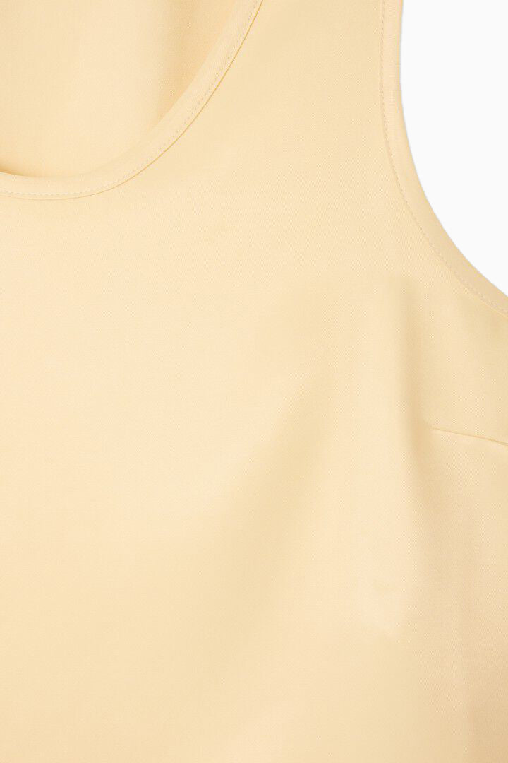 Unyl Top - Butter - RUM Amsterdam