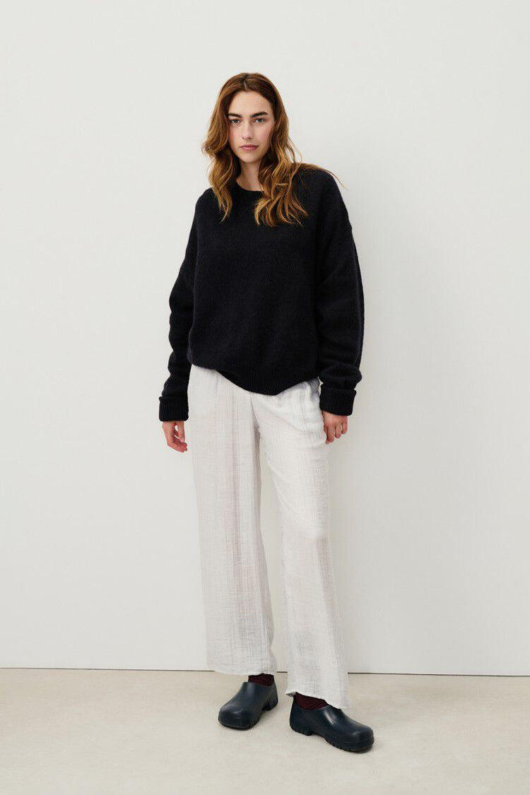 Vitow Jumper - Black - RUM Amsterdam