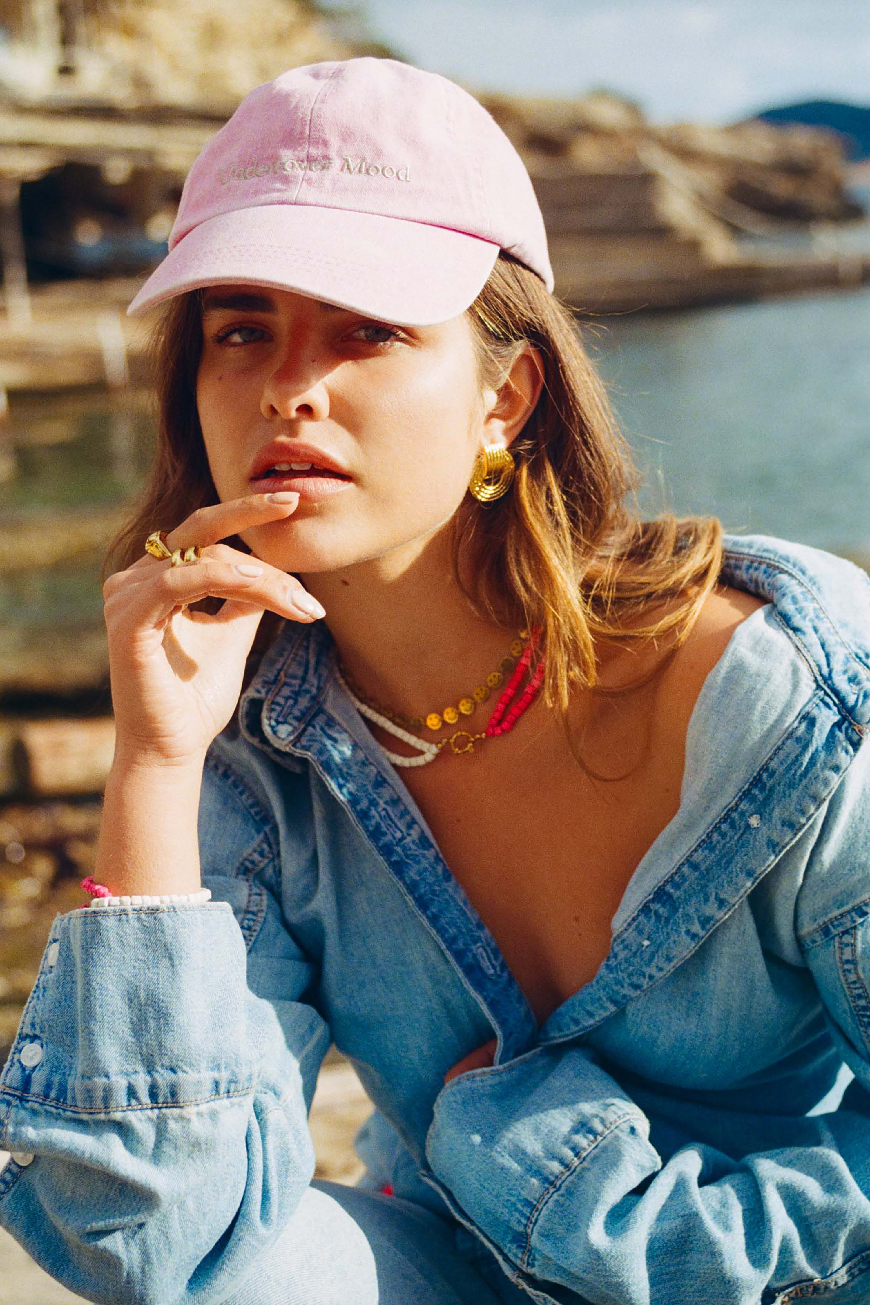 Smiley Gold Necklace - Gold