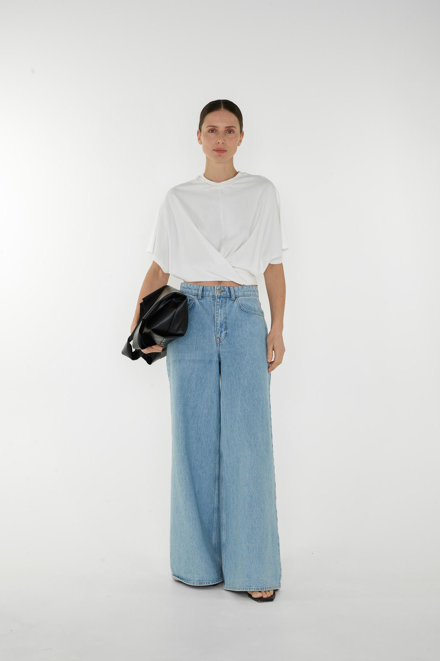 Ravi Tee - Off White - RUM Amsterdam