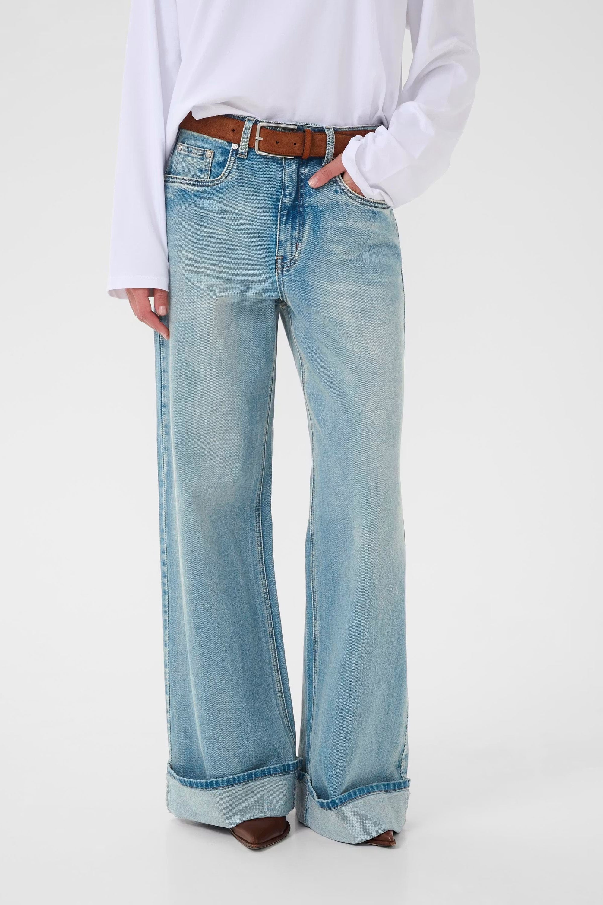 Sara Wide Jeans - Washed Blue