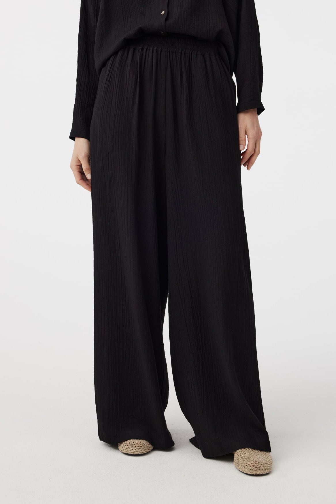 Jalou Pants - Black