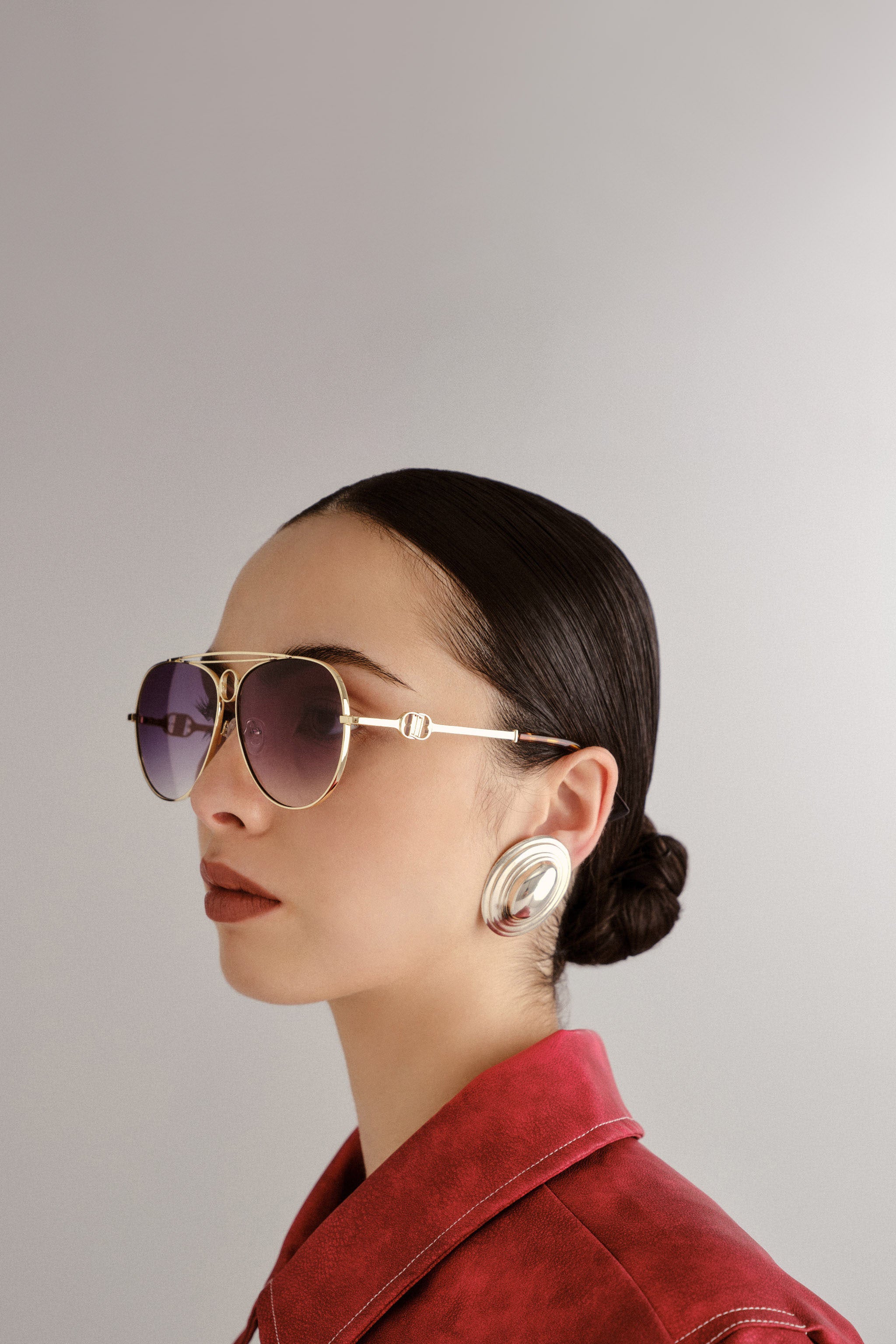 Abracadabra Sunglasses - Bright Gold w/ Smoke // Le Sustain - RUM Amsterdam