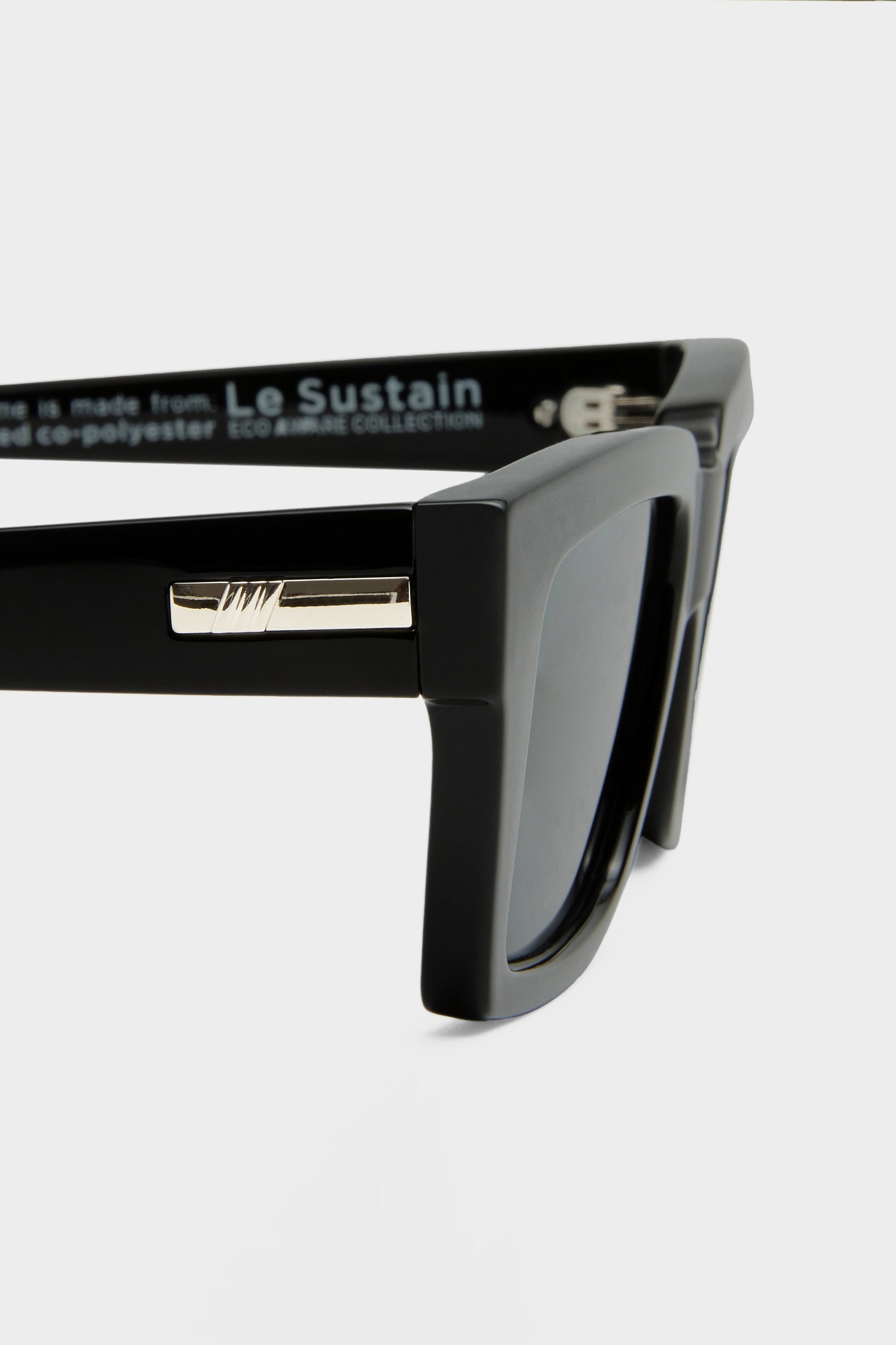 Nocturnal Habit Sunglasses - Black // Le Sustain