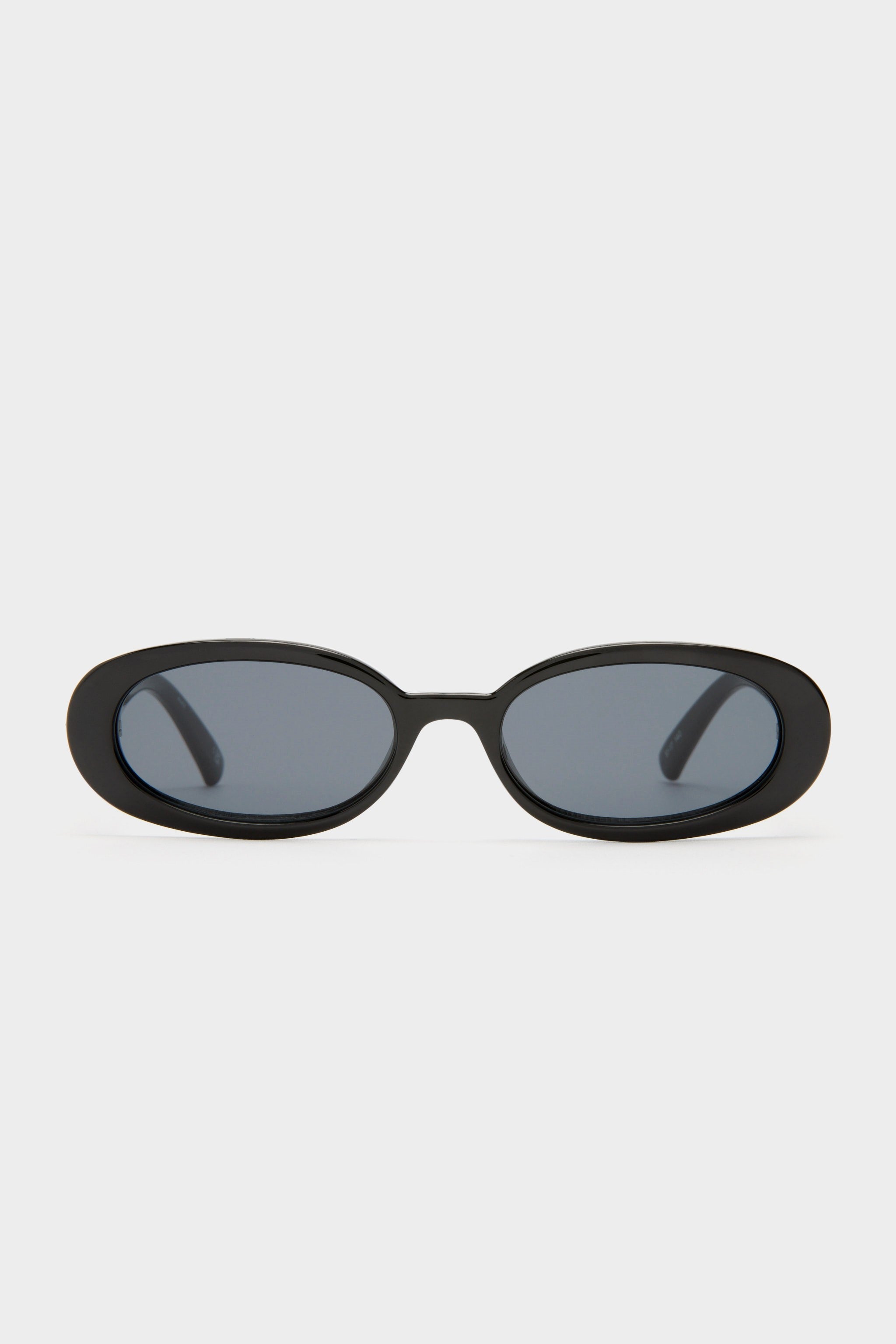 Outta Love Sunglasses - Shiny Black - RUM Amsterdam