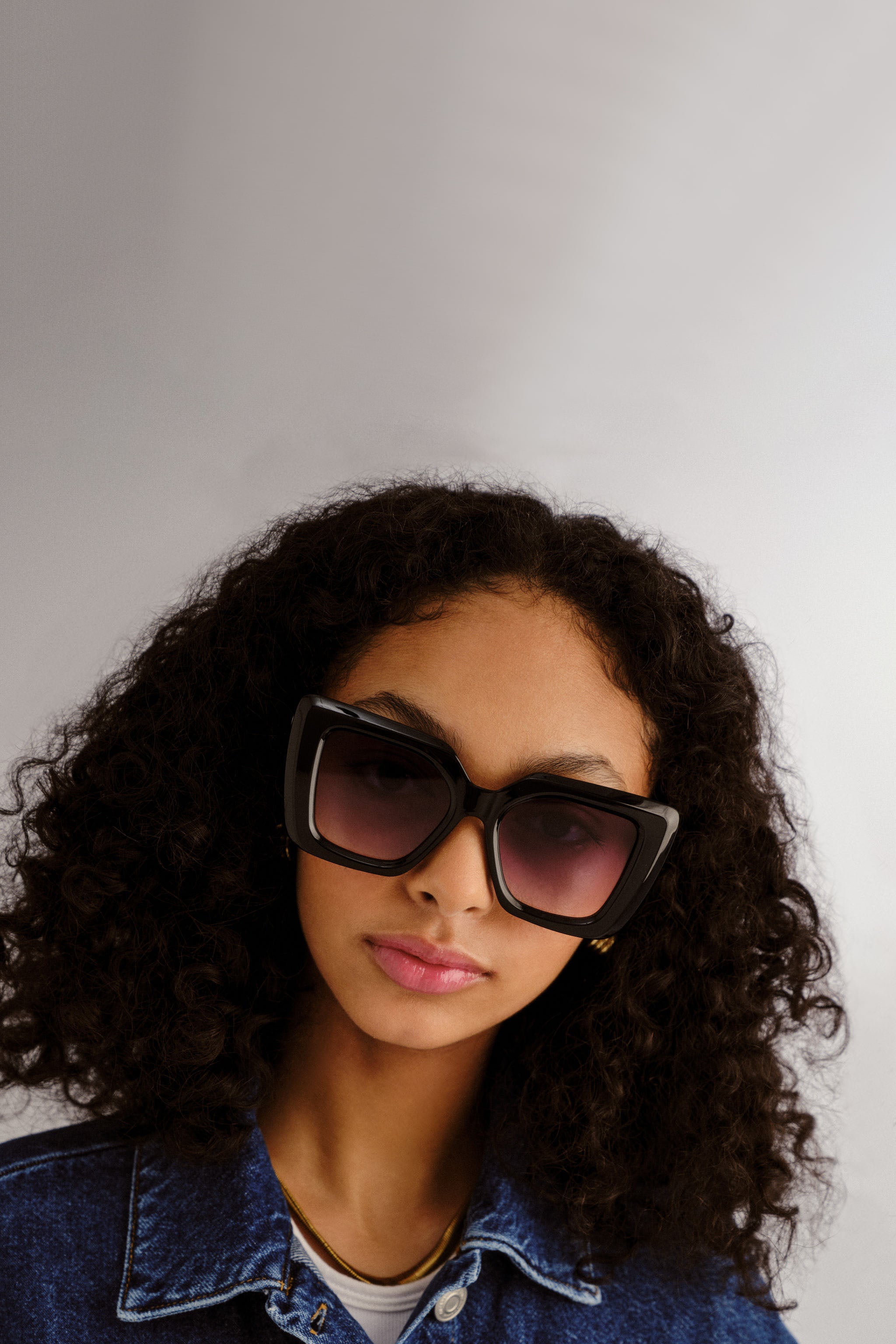 Unimaginable Sunglasses - Black w/ Smoke Grad Lens // Le Sustain - RUM Amsterdam