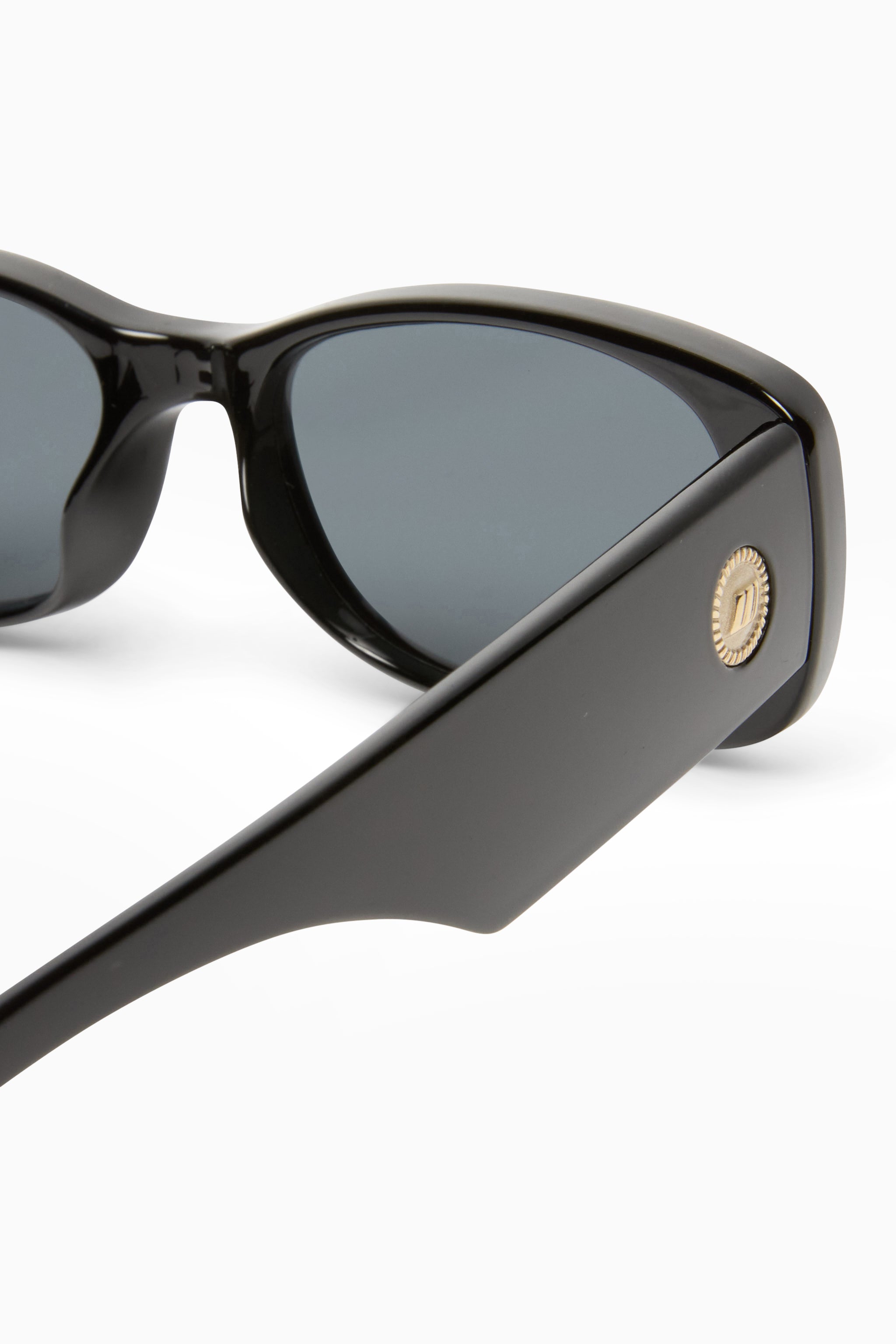 Unreal! Sunglasses - Shiny Black - RUM Amsterdam