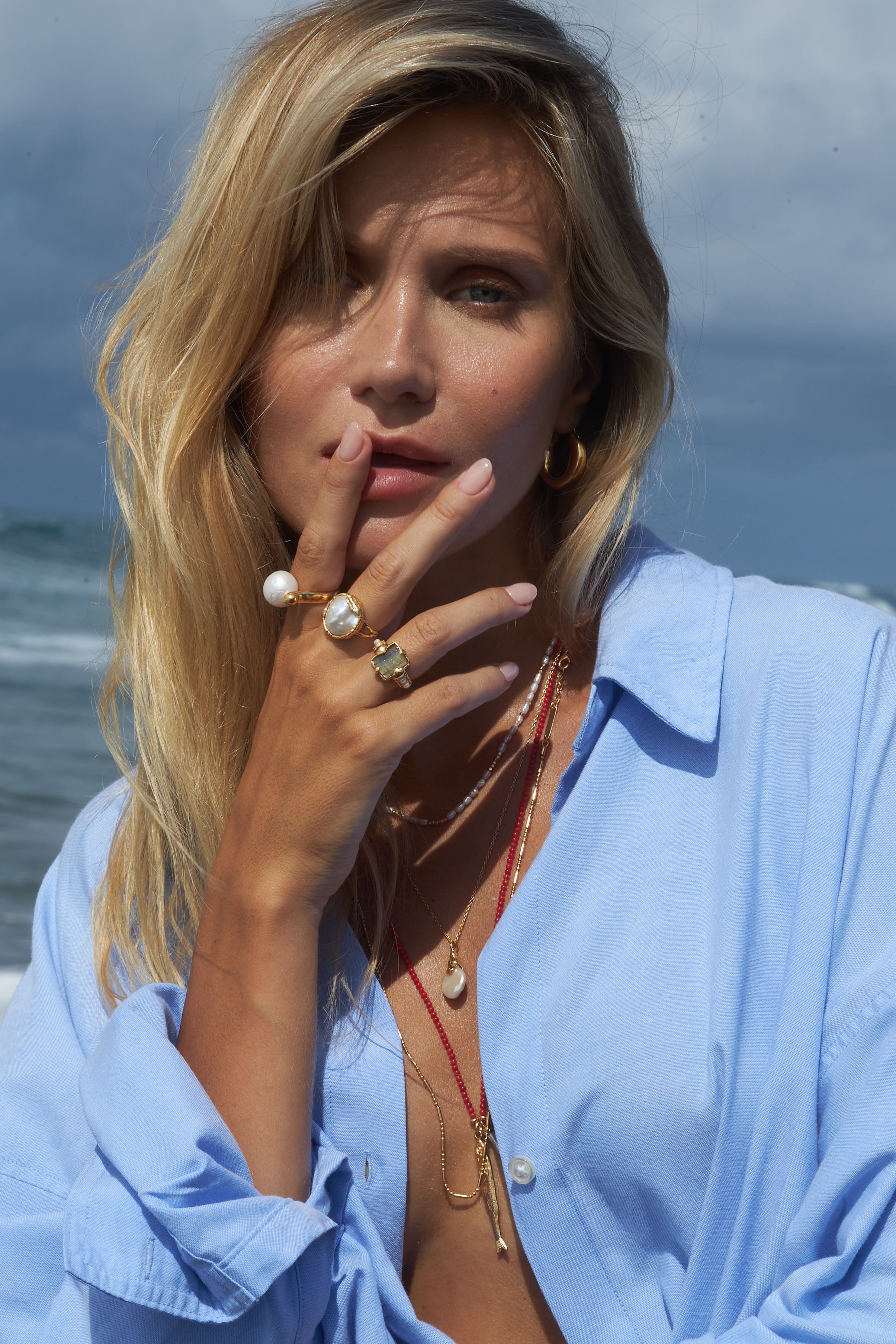 Abby Ring - Gold with Labradorite - RUM Amsterdam