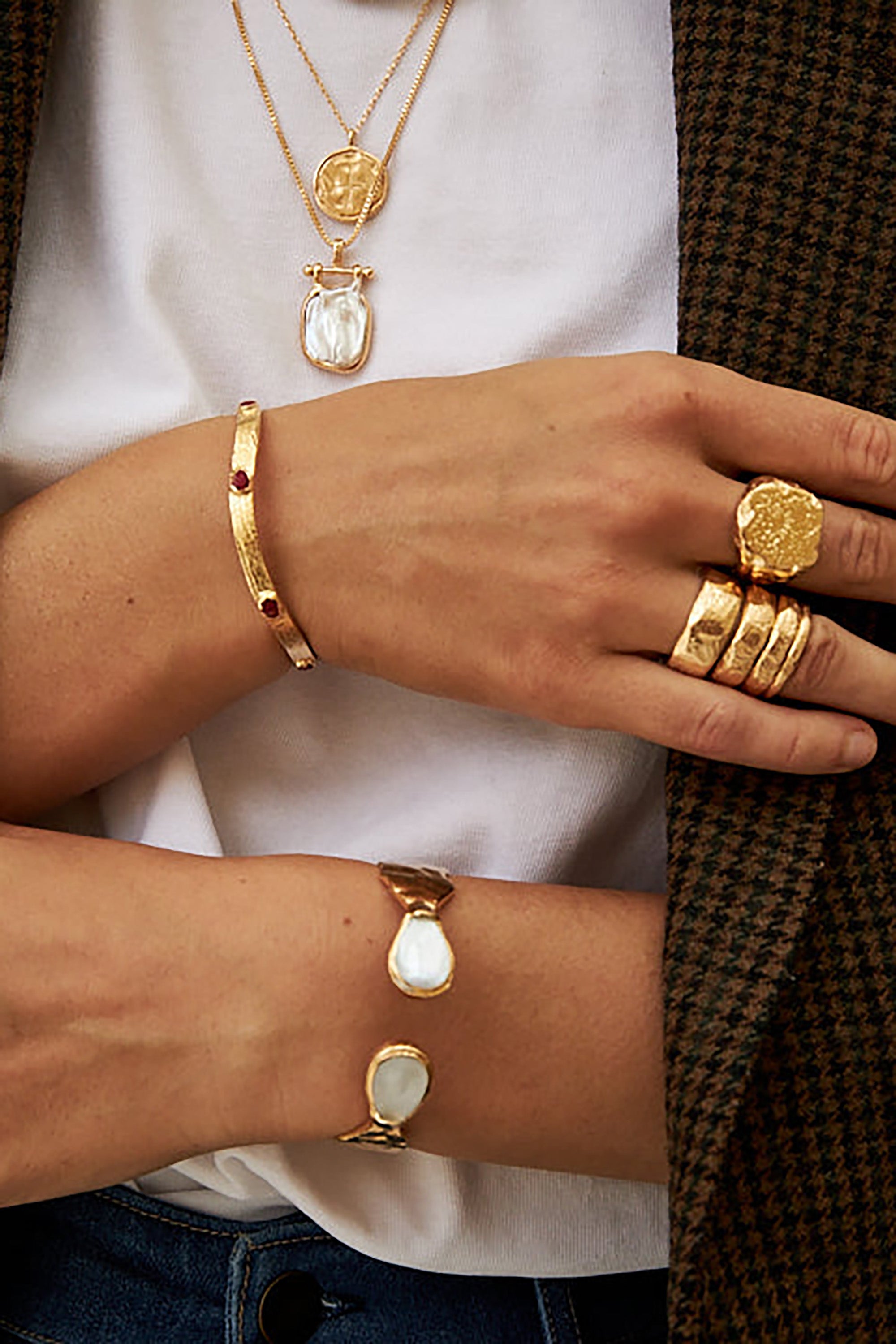Cassidy M Ring - Gold