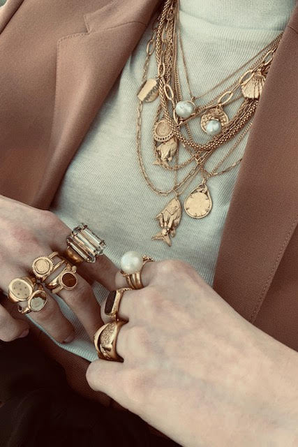 Chemaine Ring - Gold with Agate - RUM Amsterdam