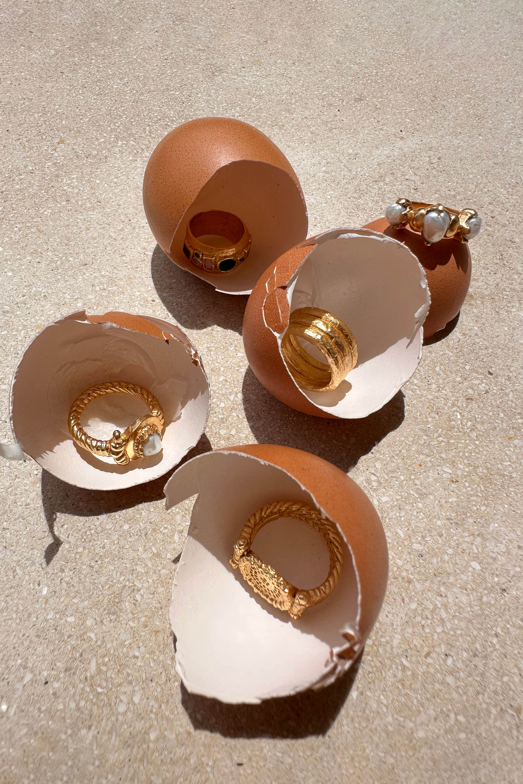 Keanu Ring - Gold with Pearls - RUM Amsterdam