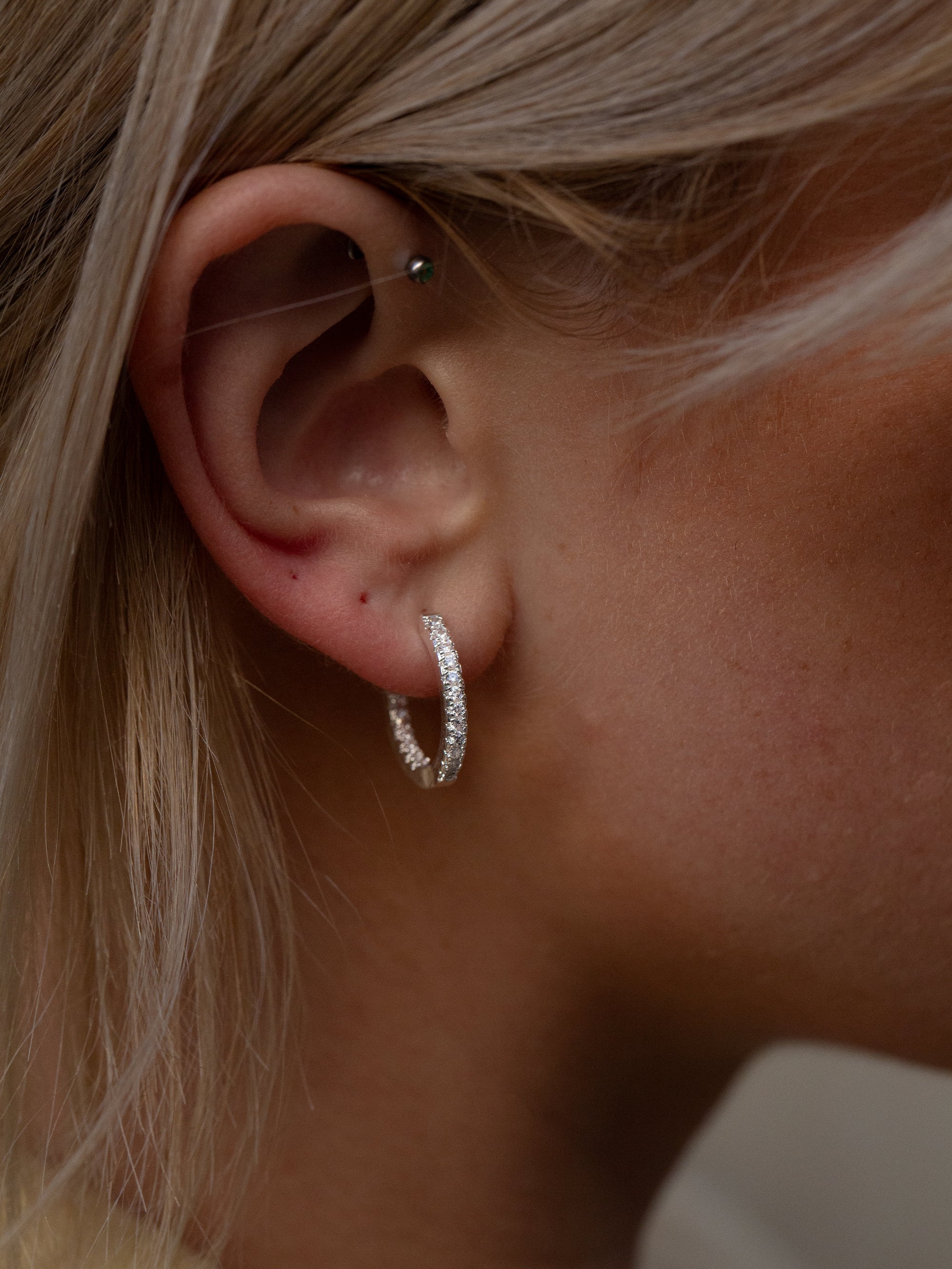 Zirconia Hoops - Silver (20 mm)