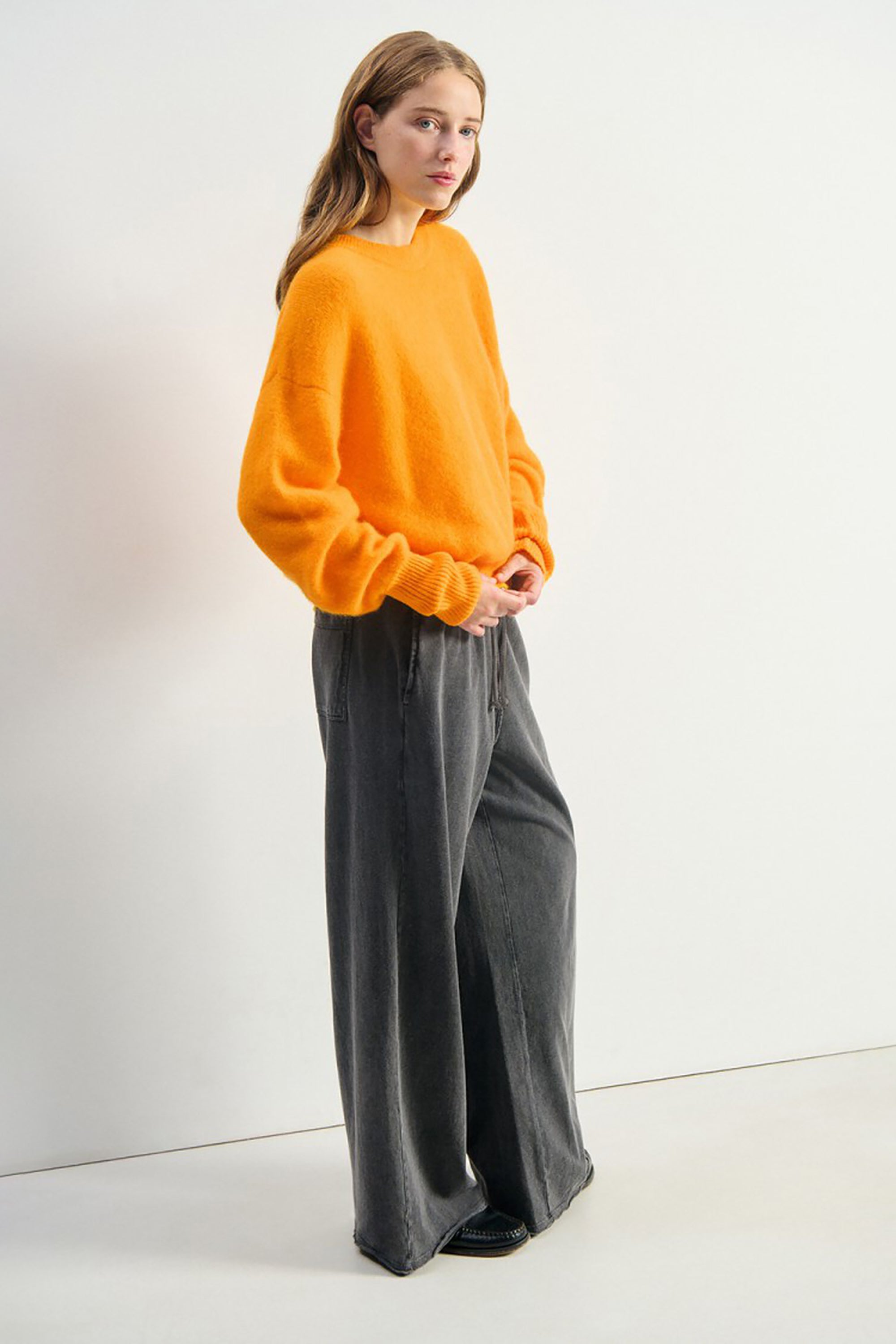 Afoma Joggers - Vintage Darkness