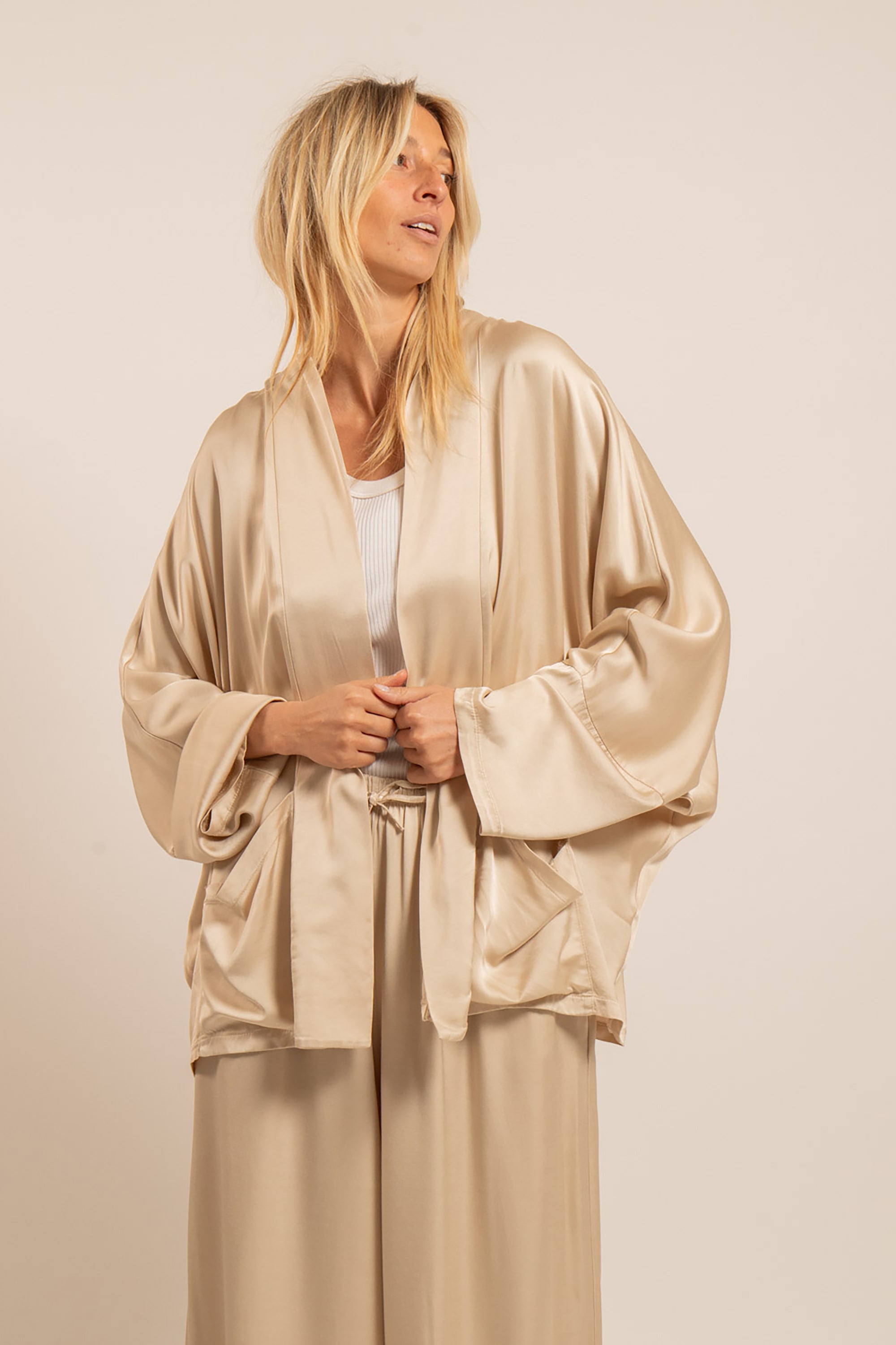 Chicago Silky Kimono Jacket - Sable