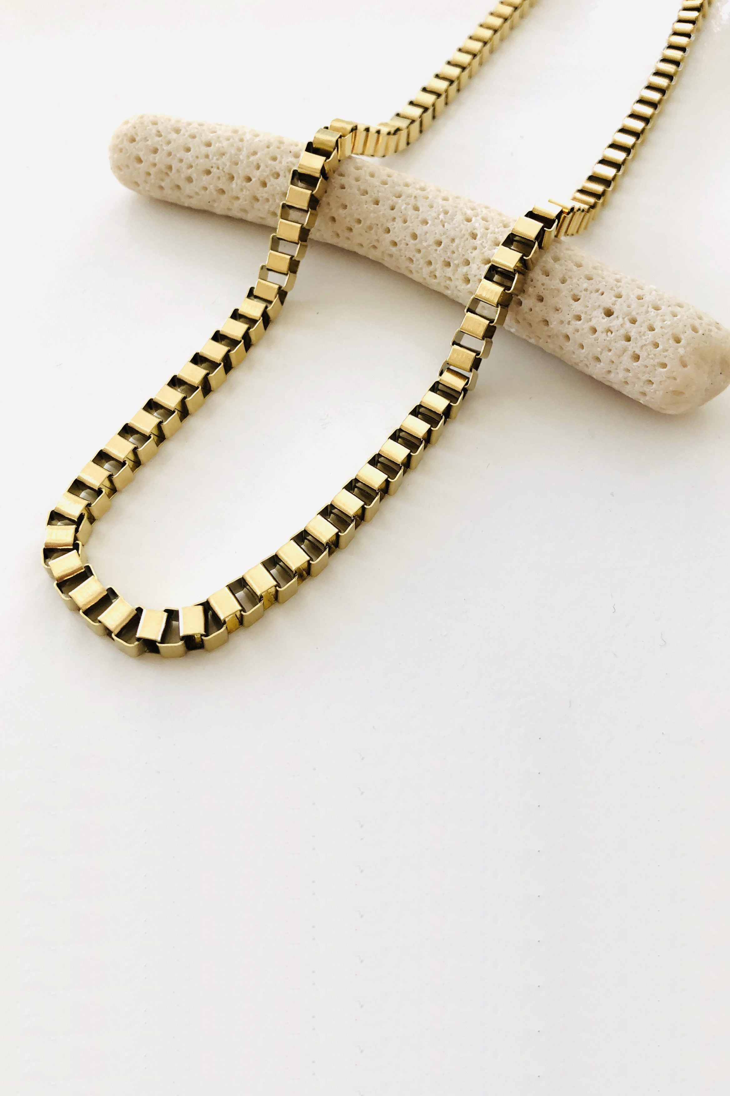 Bandhu Box Chain Necklace - Gold - RUM Amsterdam