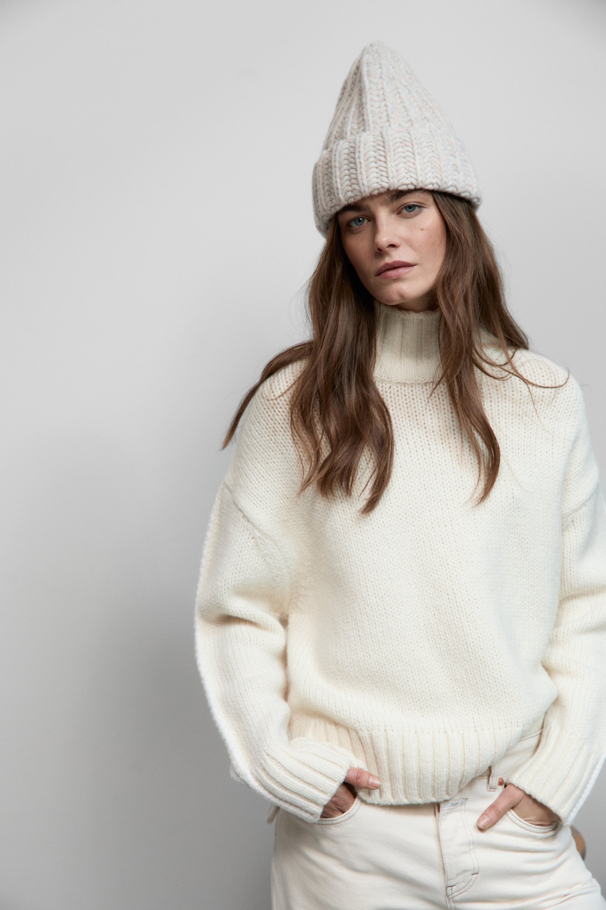  Roll Neck Long Sleeves - Ivory - RUM Amsterdam