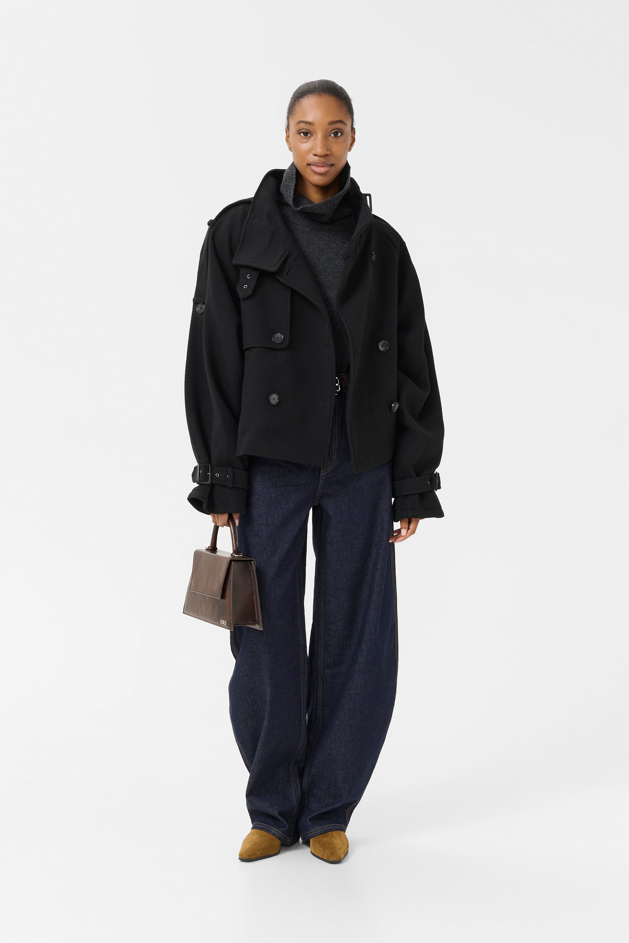 Avic Jacket - Black