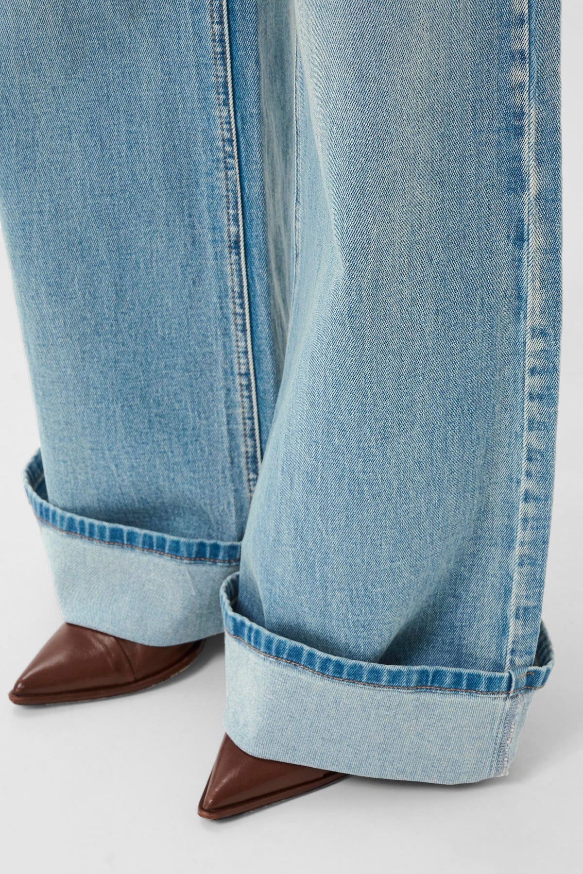 Sara Wide Jeans - Washed Blue