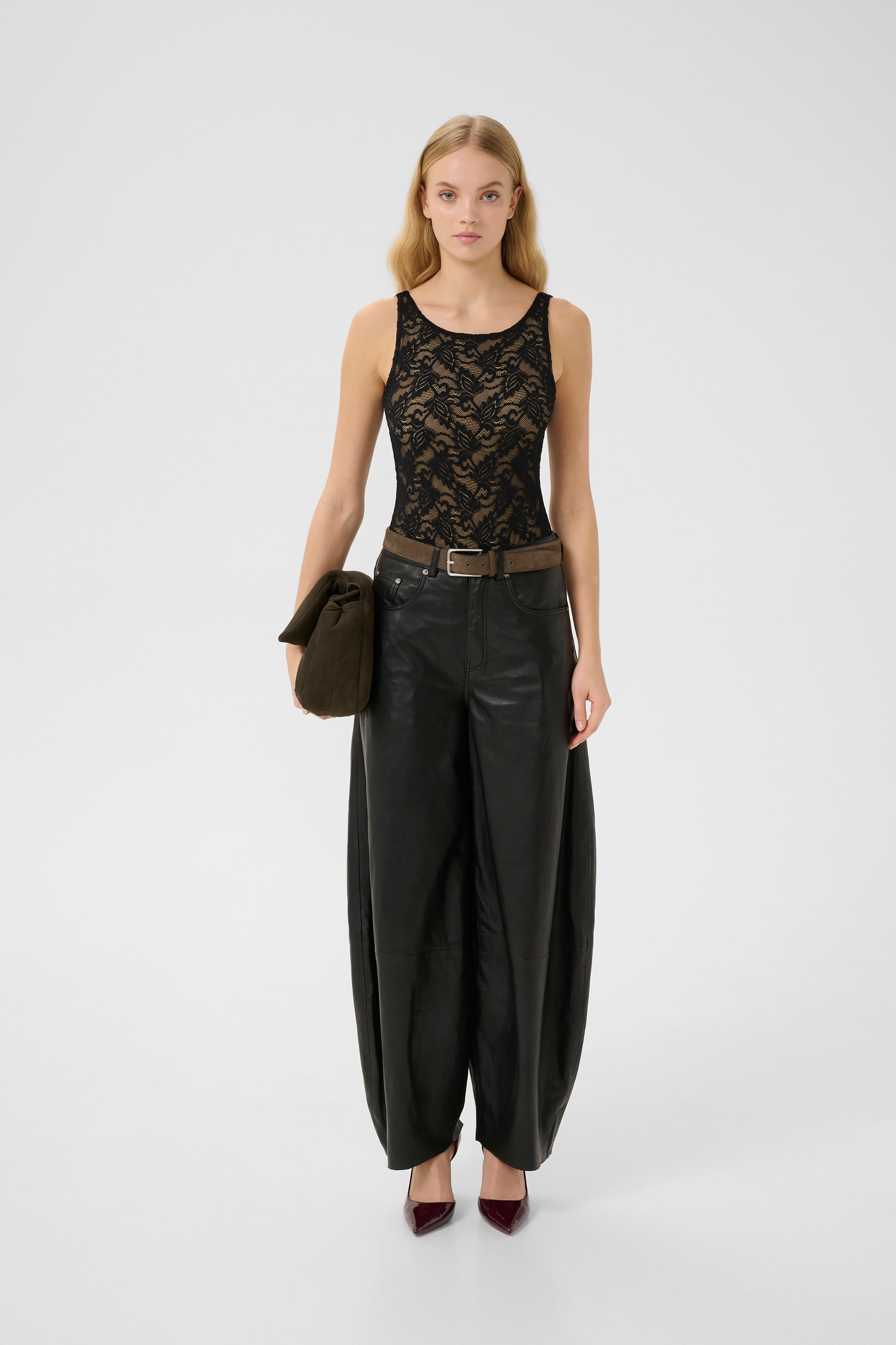 Tania Lace Bodysuit - Black