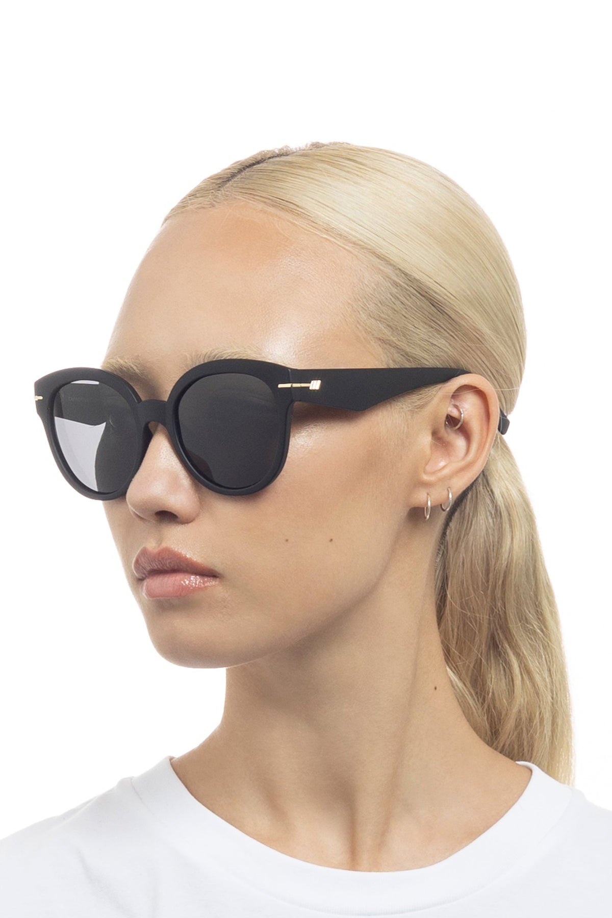 Le Specs Capacious Sunglasses - Matte Black *Polarized* - RUM Amsterdam