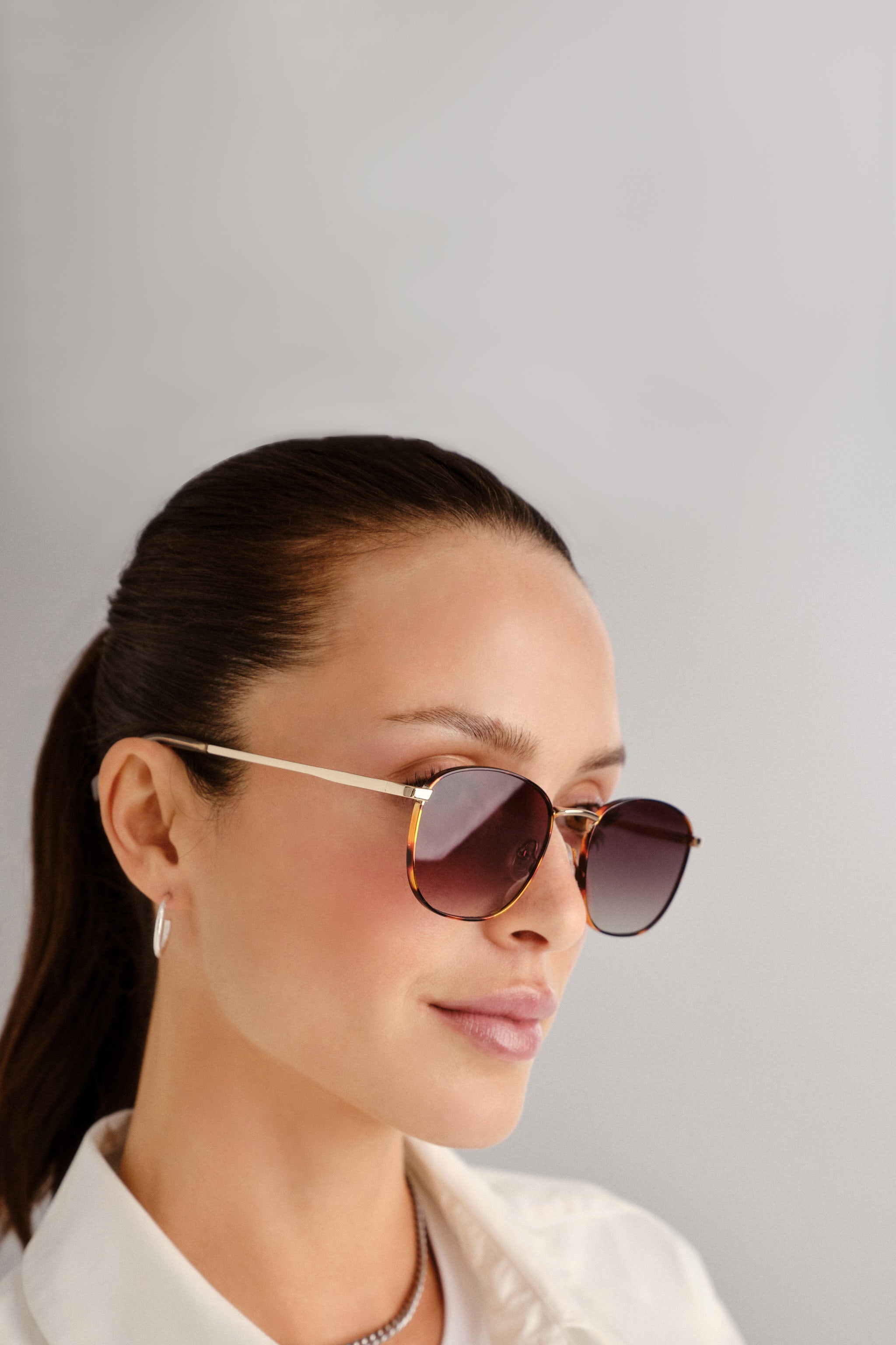 Neptune Deux Sunglasses - Bright Gold / Tort