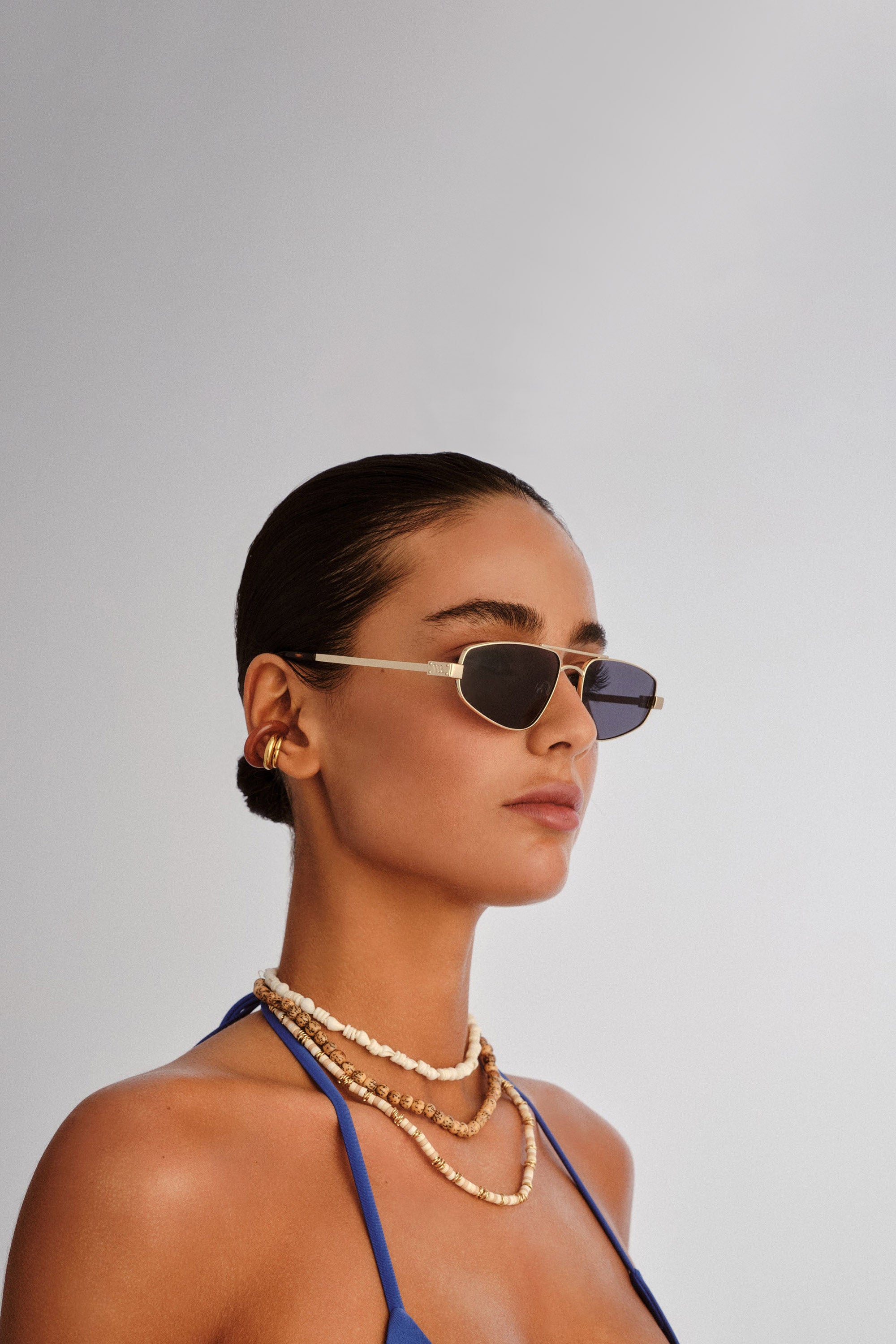 Treasure Sunglasses - Gold w/ Smoke Mono // Le Sustain