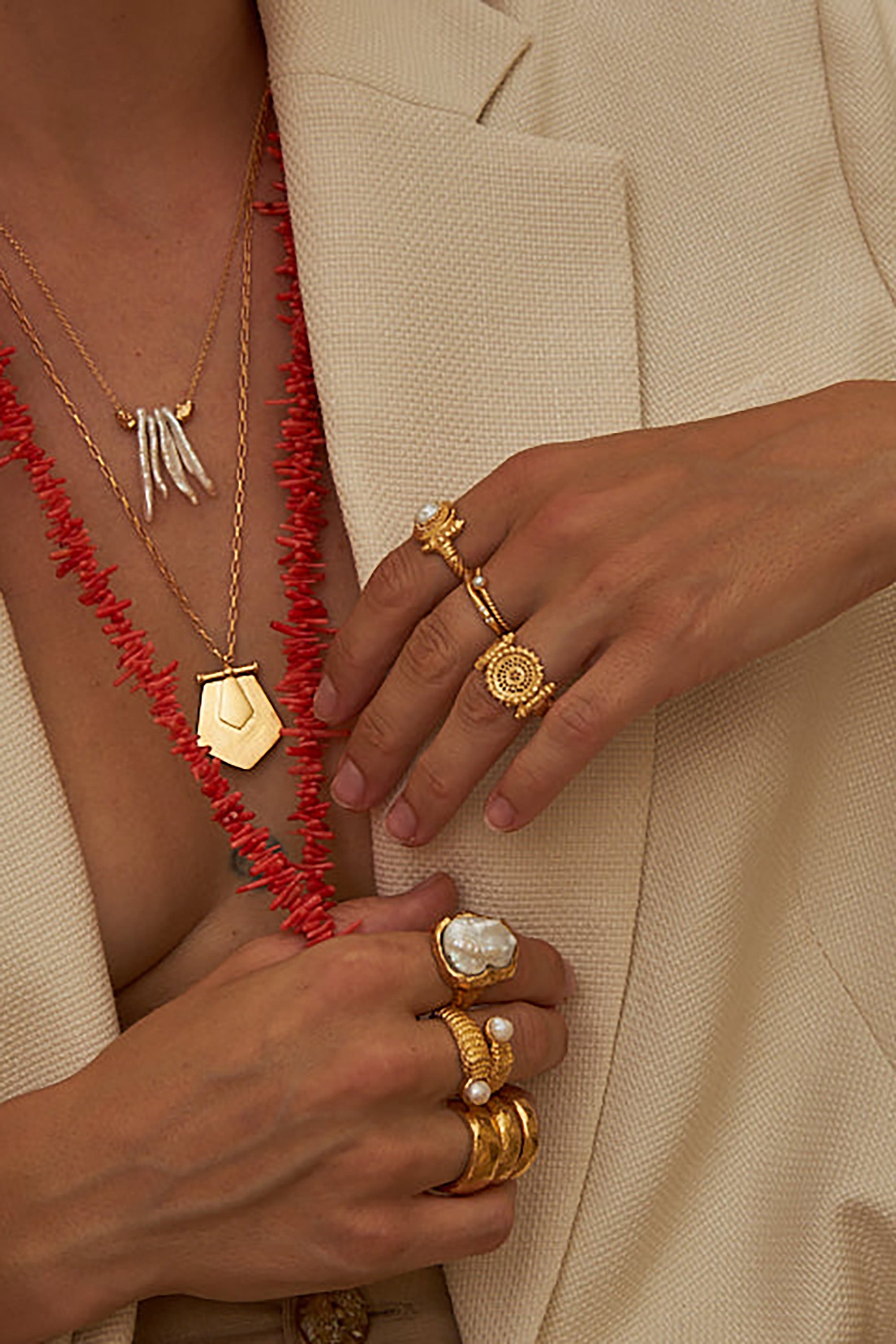 Cassidy M Ring - Gold