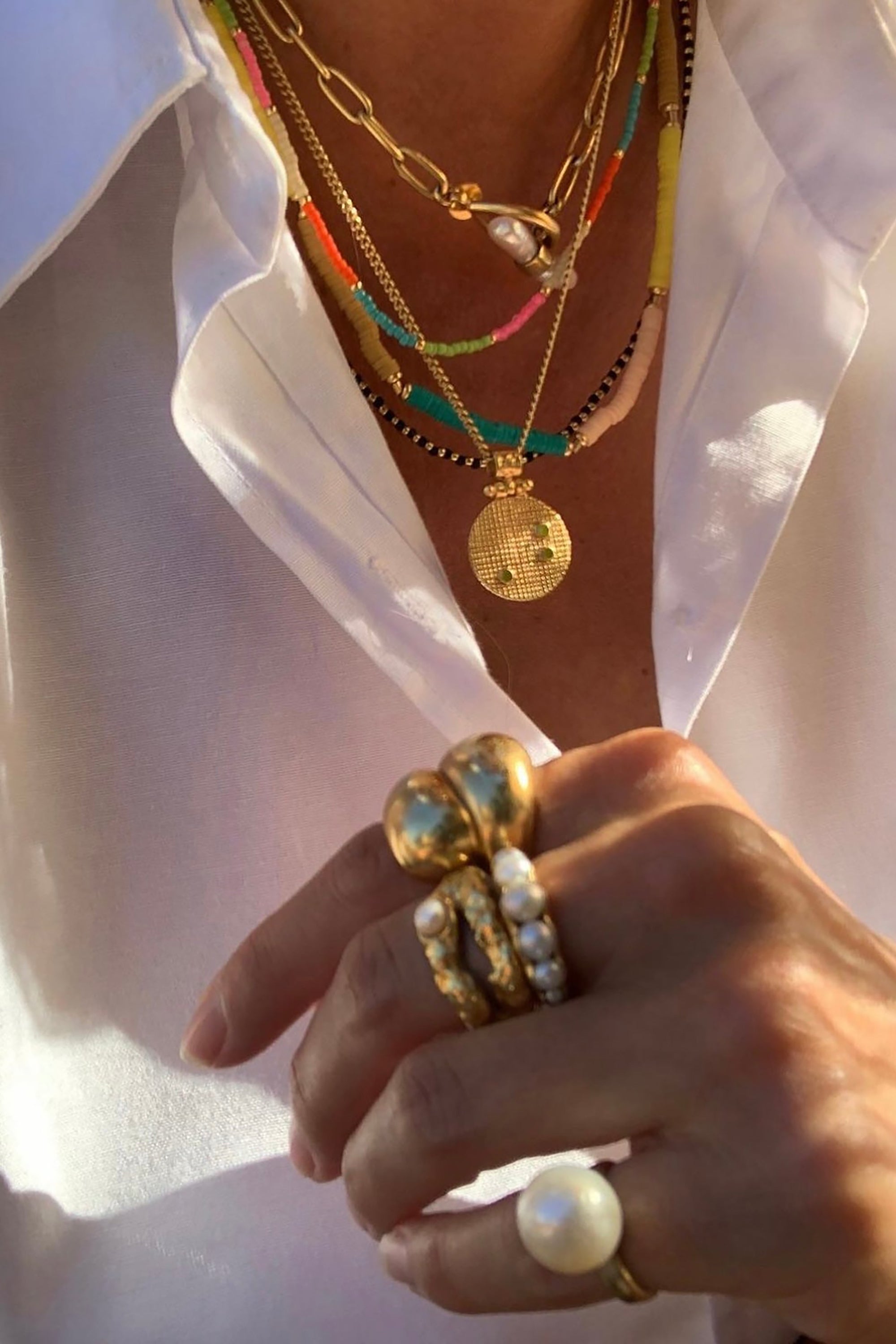 Mia Necklace - Gold w/ Pearl