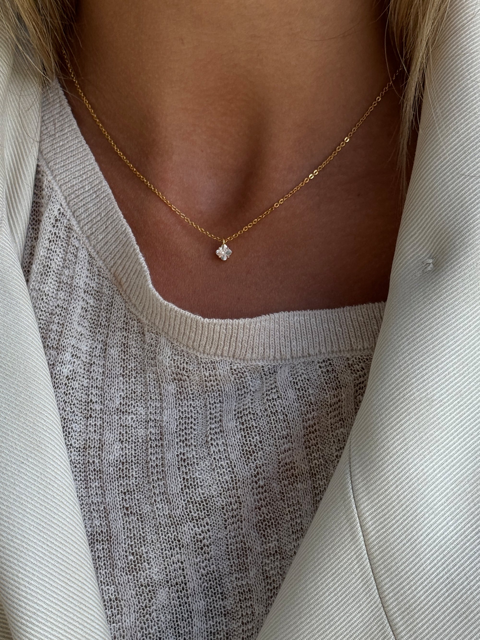 Quatrefoil Necklace - Gold