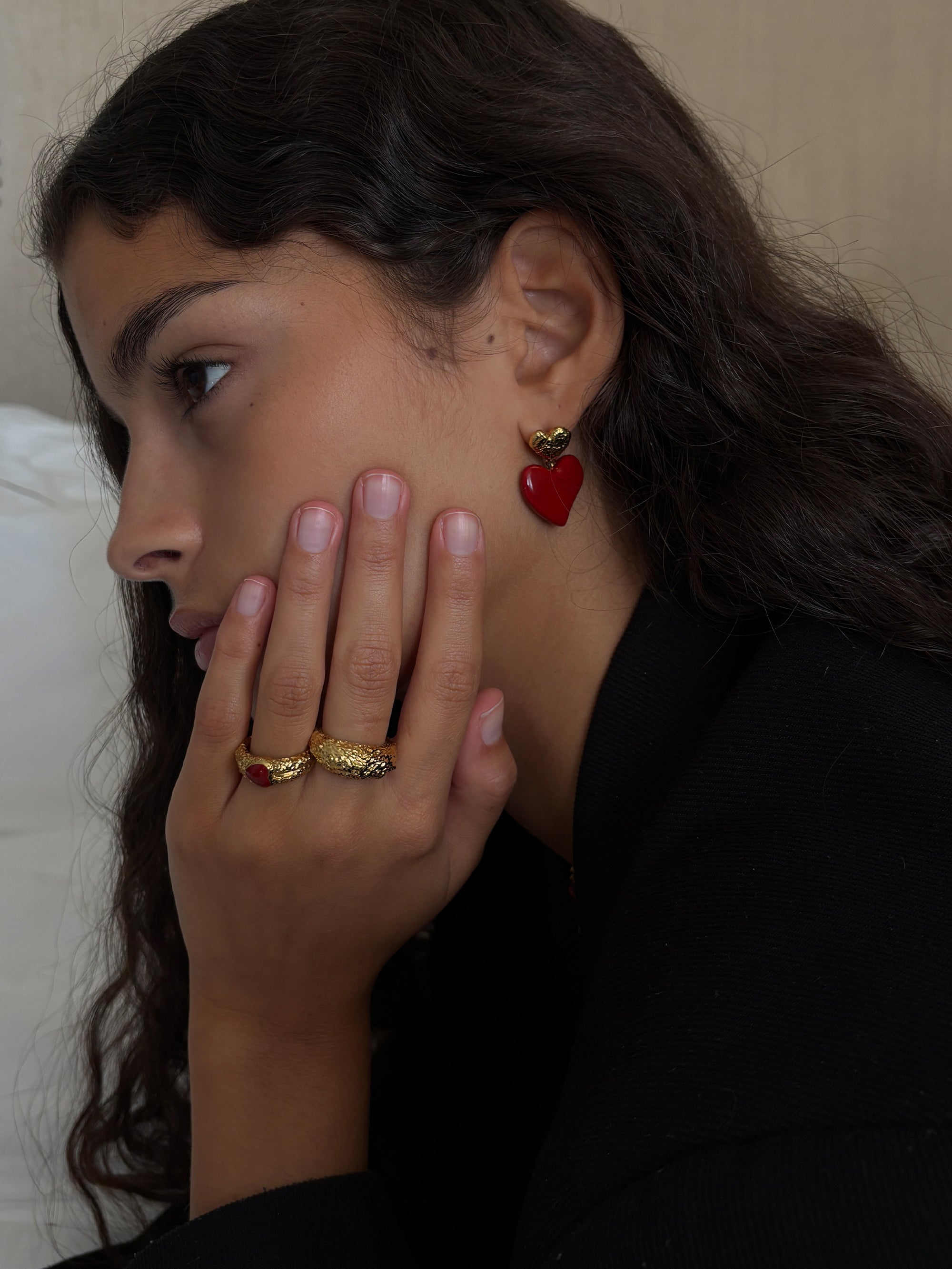 Scarlet Heart Earring - Gold