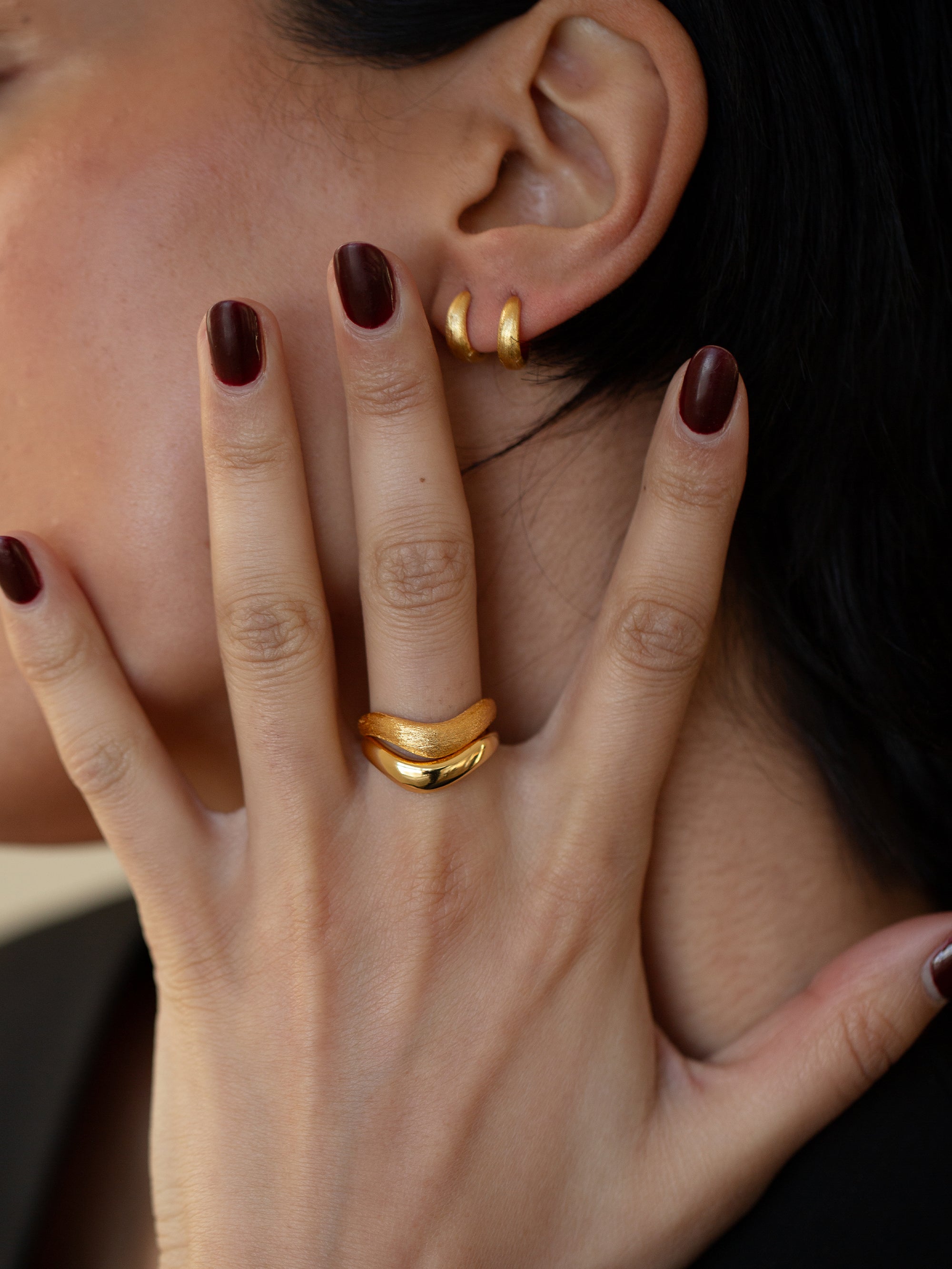 Sleek Waver Ring - Gold
