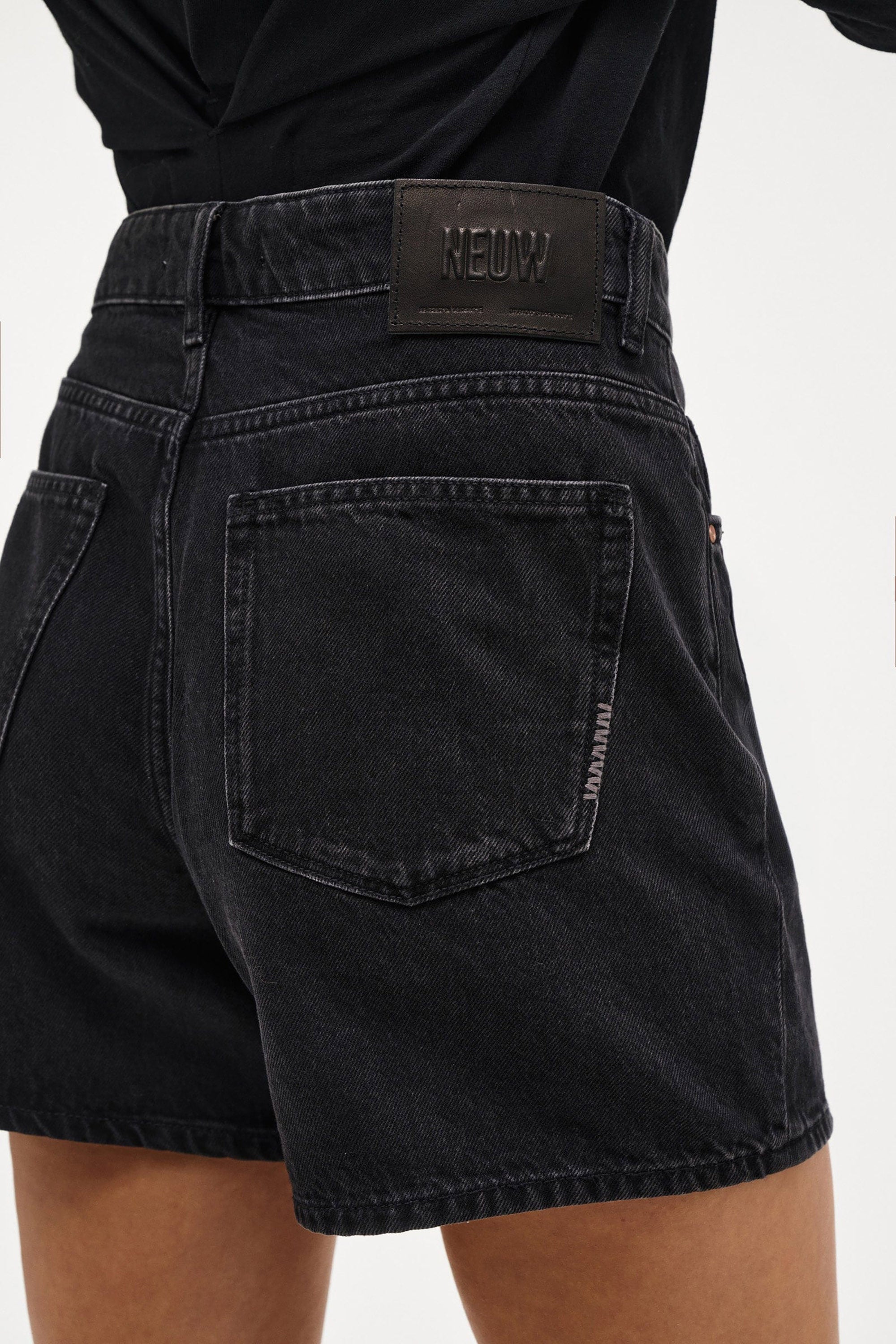 Eva Short French - Washed Black