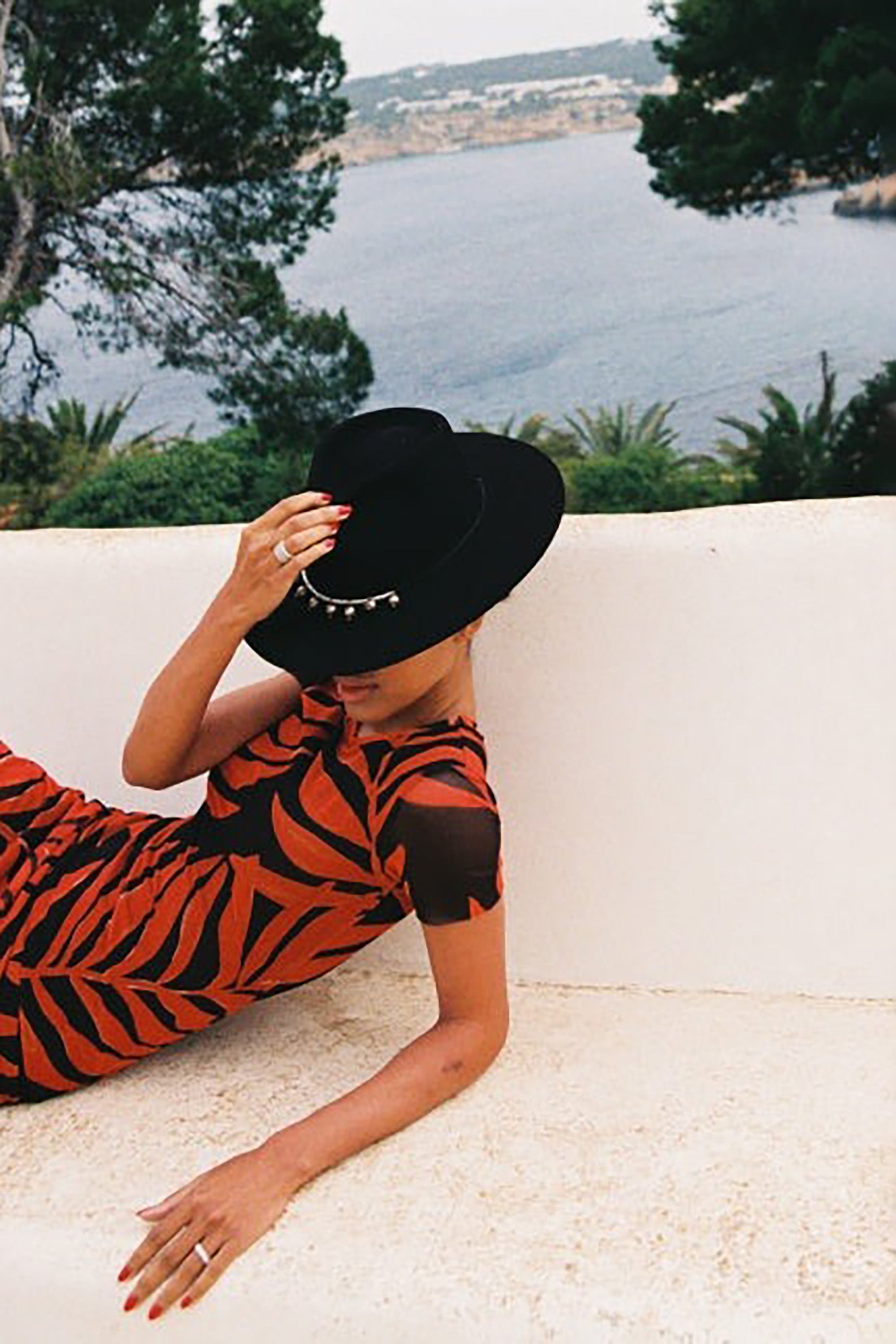 The Iconic Hat - Black Pearl