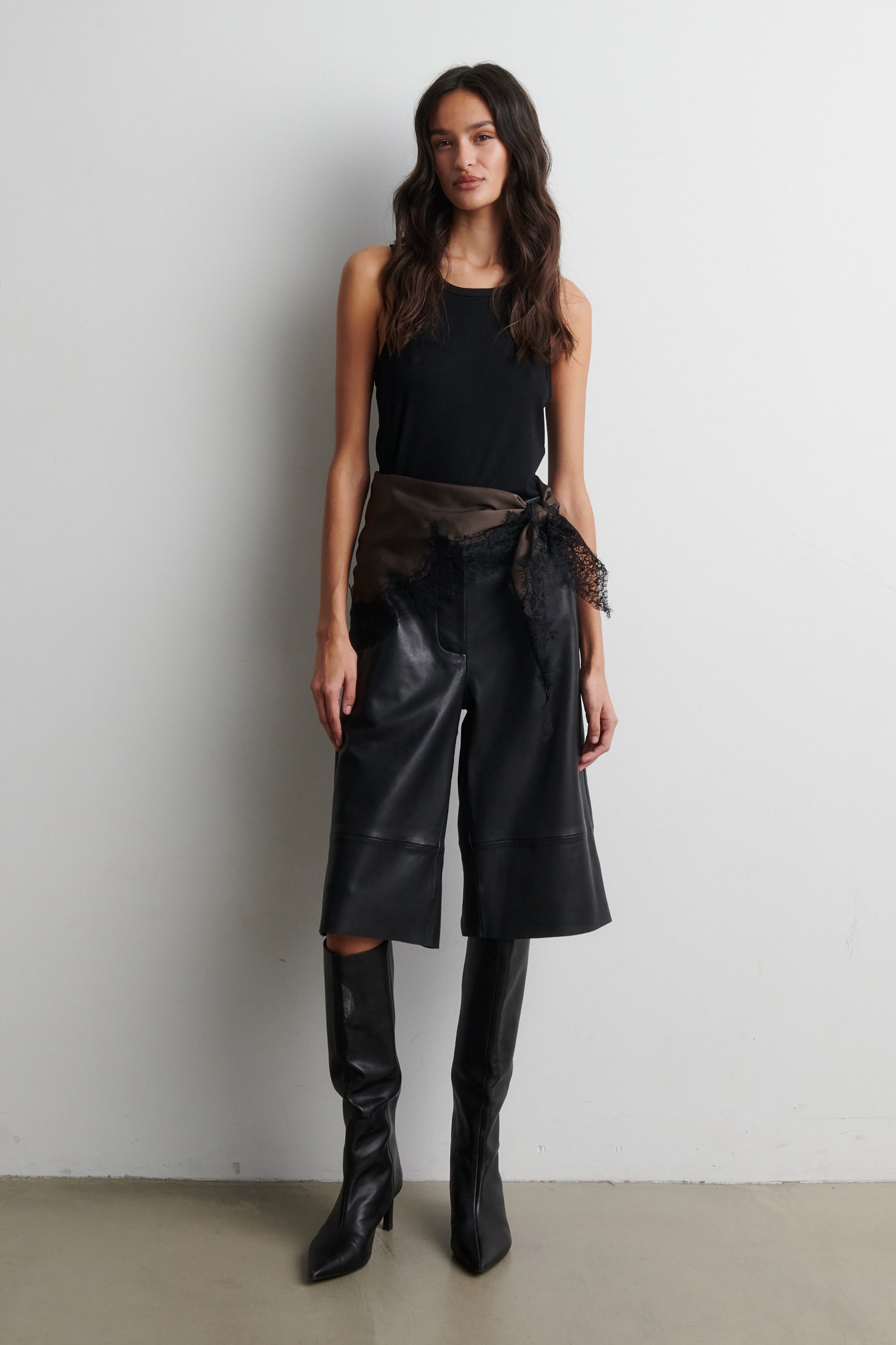  Lacia Contrast Hip Scarf - Wren - RUM Amsterdam