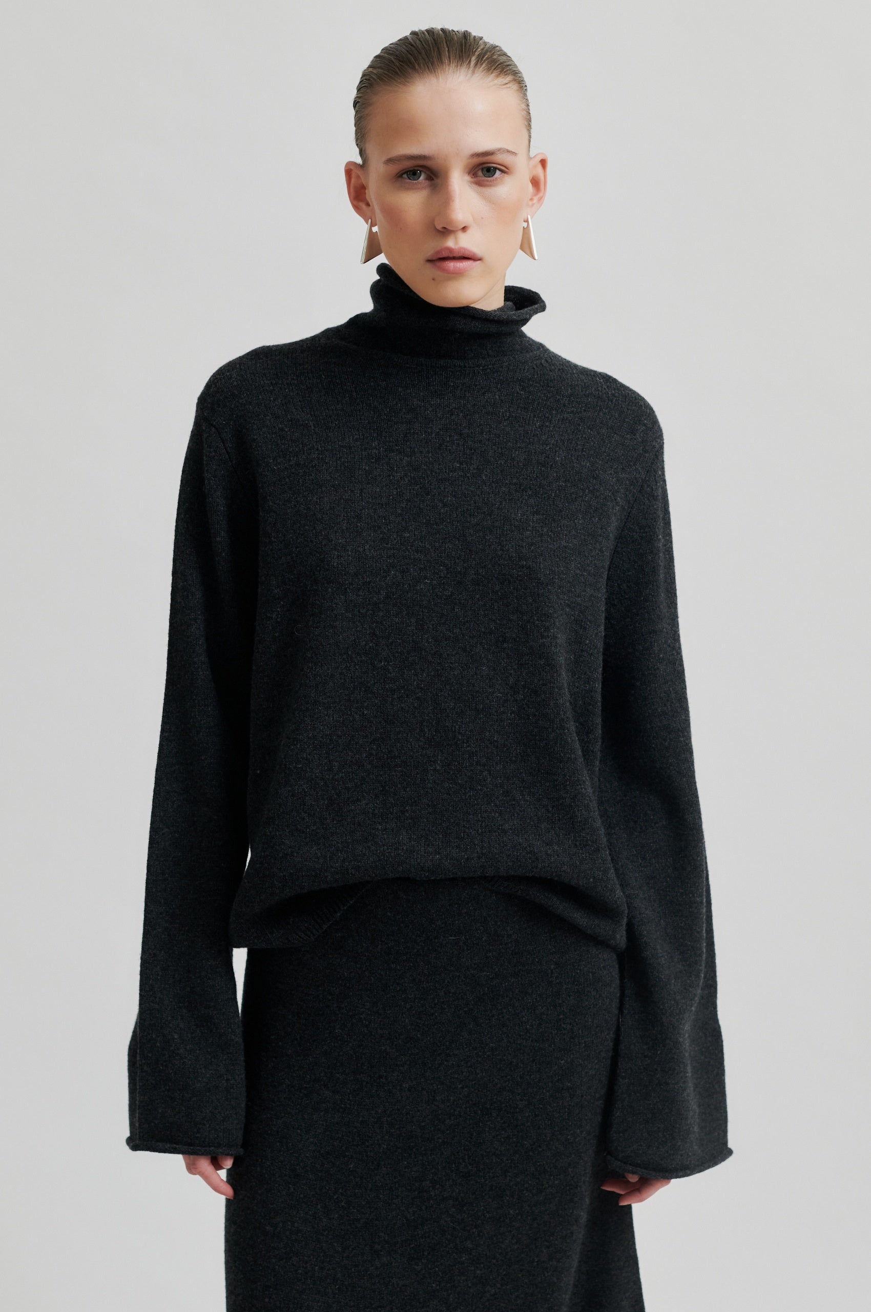  Neva Knit T-Neck Jumper - Dark Grey Melange - RUM Amsterdam