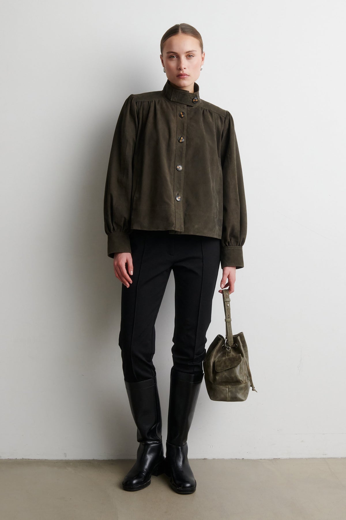 Zonie Suede Jacket - Black Olive